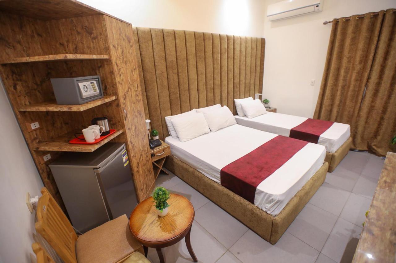 Valencia Hotel, Downtown 2*