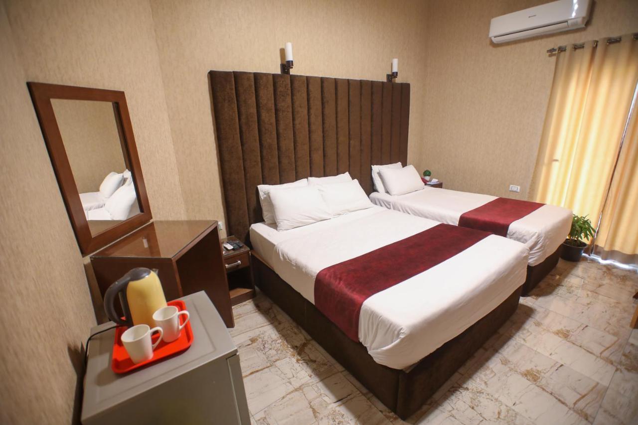 Valencia Hotel, Downtown Hotel Cairo